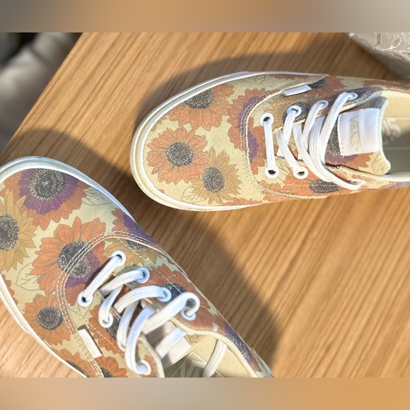 Rare Vans - Picture 2 of 3